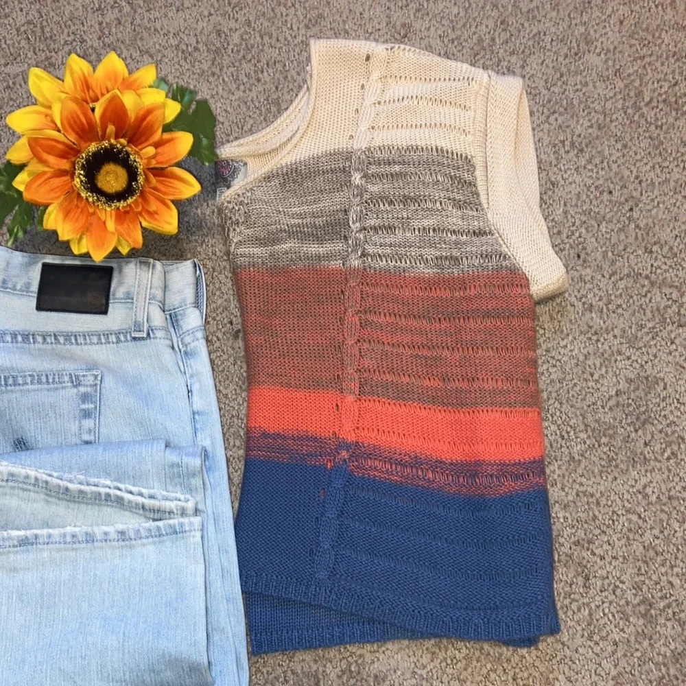 Urban Outfitters Seaspray Ombre’ Sweater - Picture 10 of 10